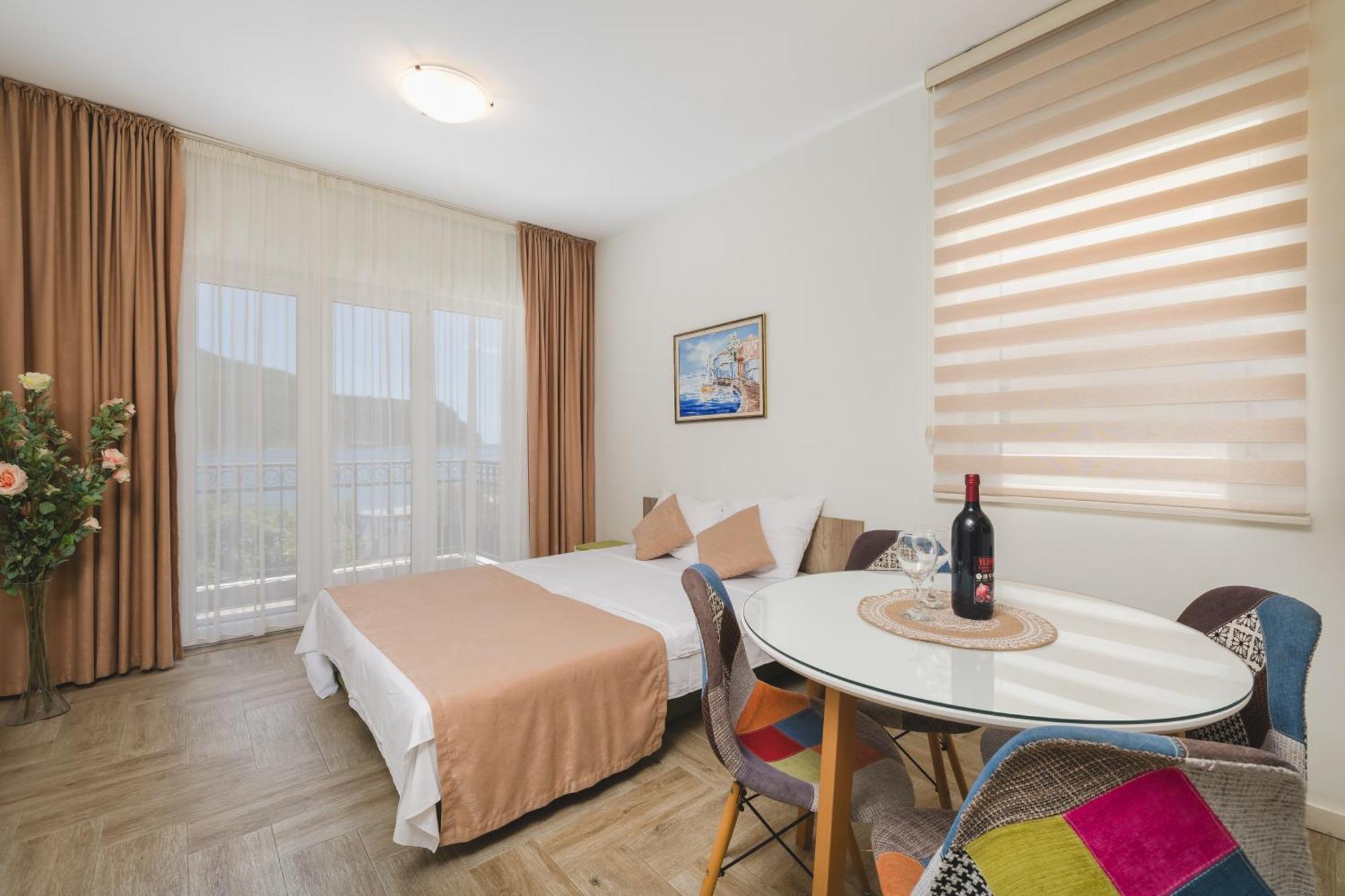 Villas Promis Canj Exterior photo