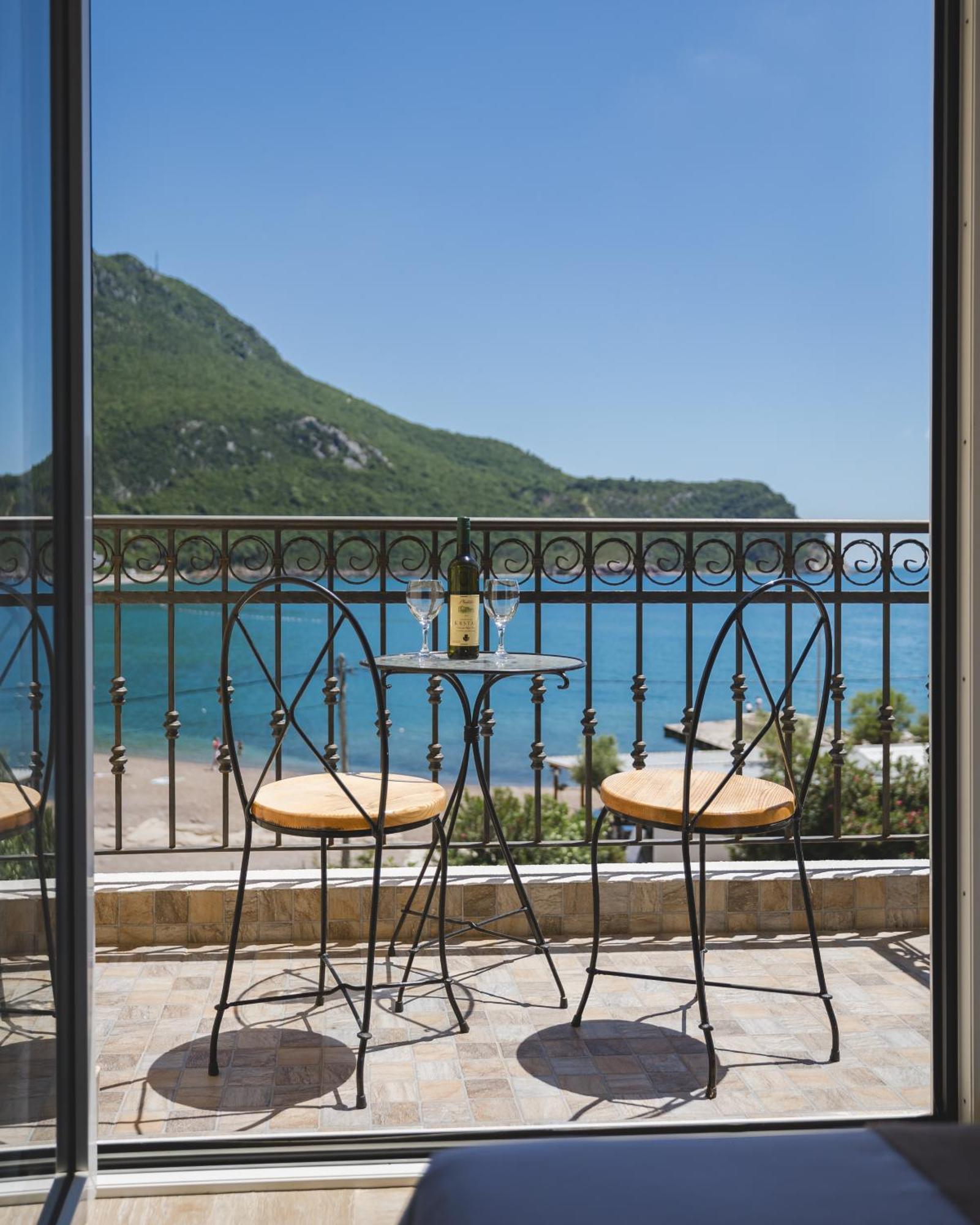 Villas Promis Canj Exterior photo